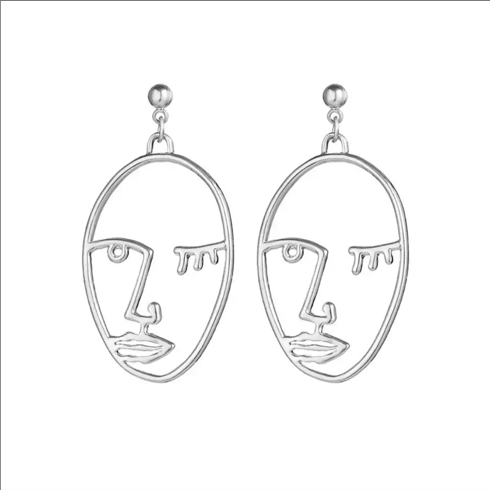 Dainty Face Outline Earrings - Picture 4 of 7